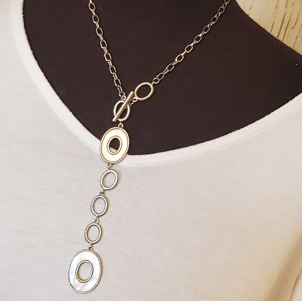 Lia Sophia Coast to Coast toggle closure necklace